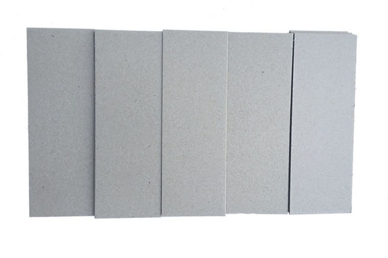 Prezzi diretti di fabbrica personalizzati per tutti i formati di cartone duplex con retro grigio