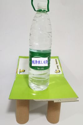 Materiale di cartone grigio