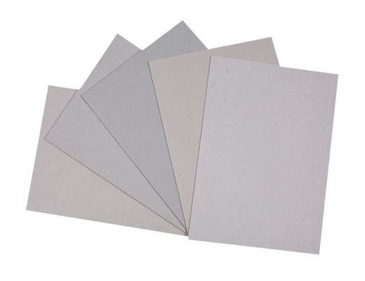 La carta di cartone grigia e la carta spessa sono utilizzate per imballare il modello di carta di cartone di rivestimento