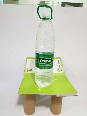 Fogli di cartone di spessore a rivestimento a un lato realizzati con polpa riciclata