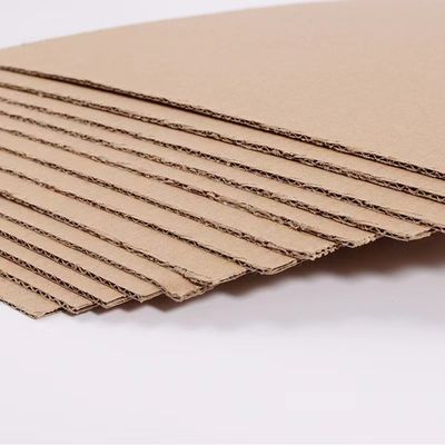 Legno di pasta a faccia singola di cartone ondulato E di flauto di carta di avvolgimento per artigianato