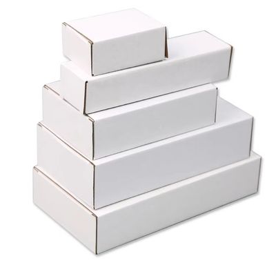 Fogli di cartone ondulato bianco OEM per scarpe imballaggio di abbigliamento